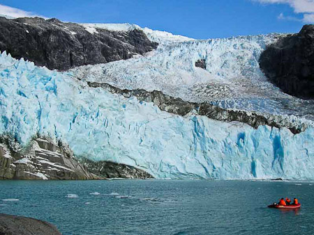 Ventisquero Leones / Leones Glacier